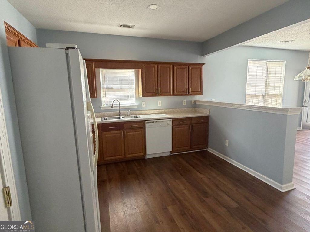 2409 Brianna Drive Property Photo 5