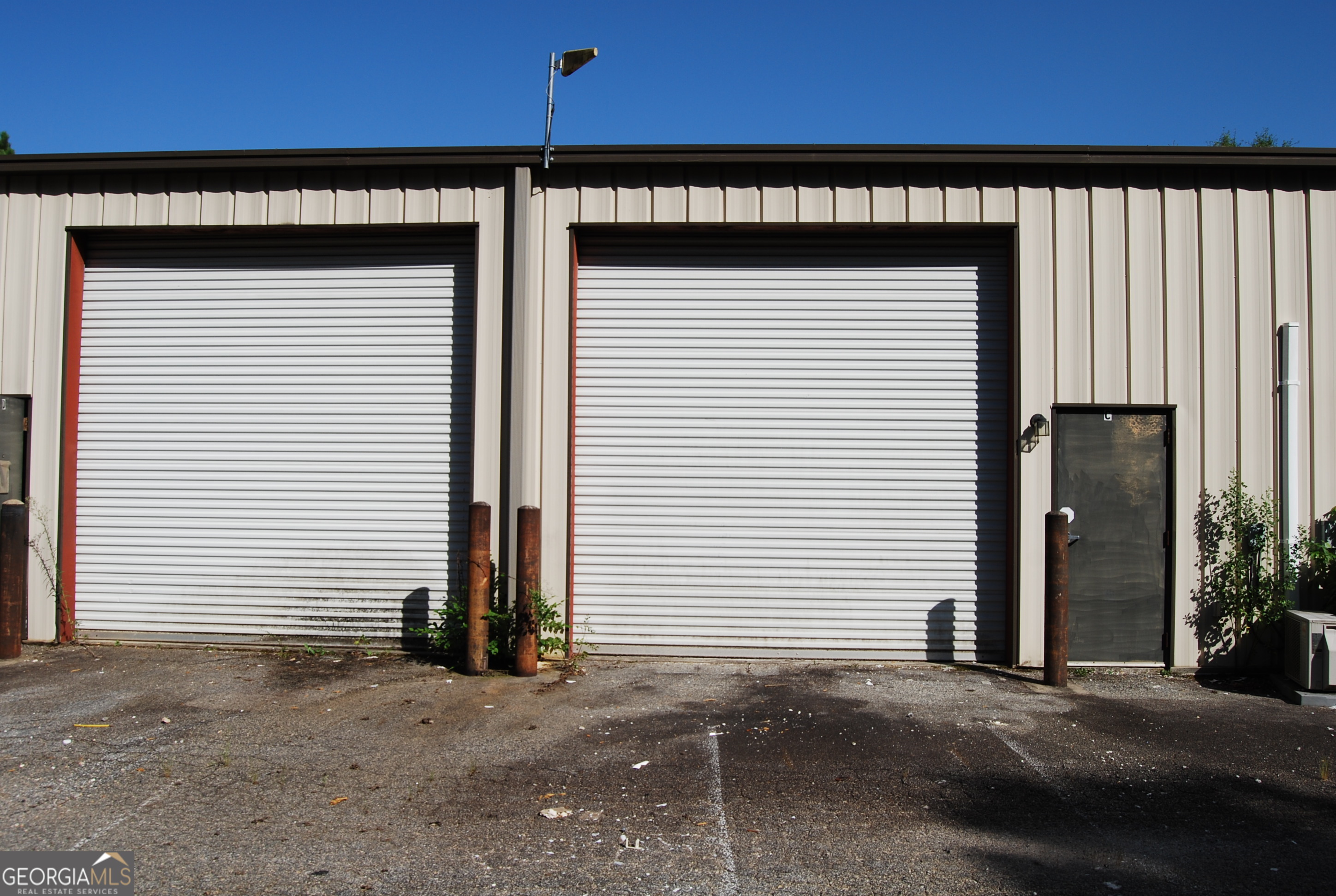 250 Robinson Drive # A Property Photo 4