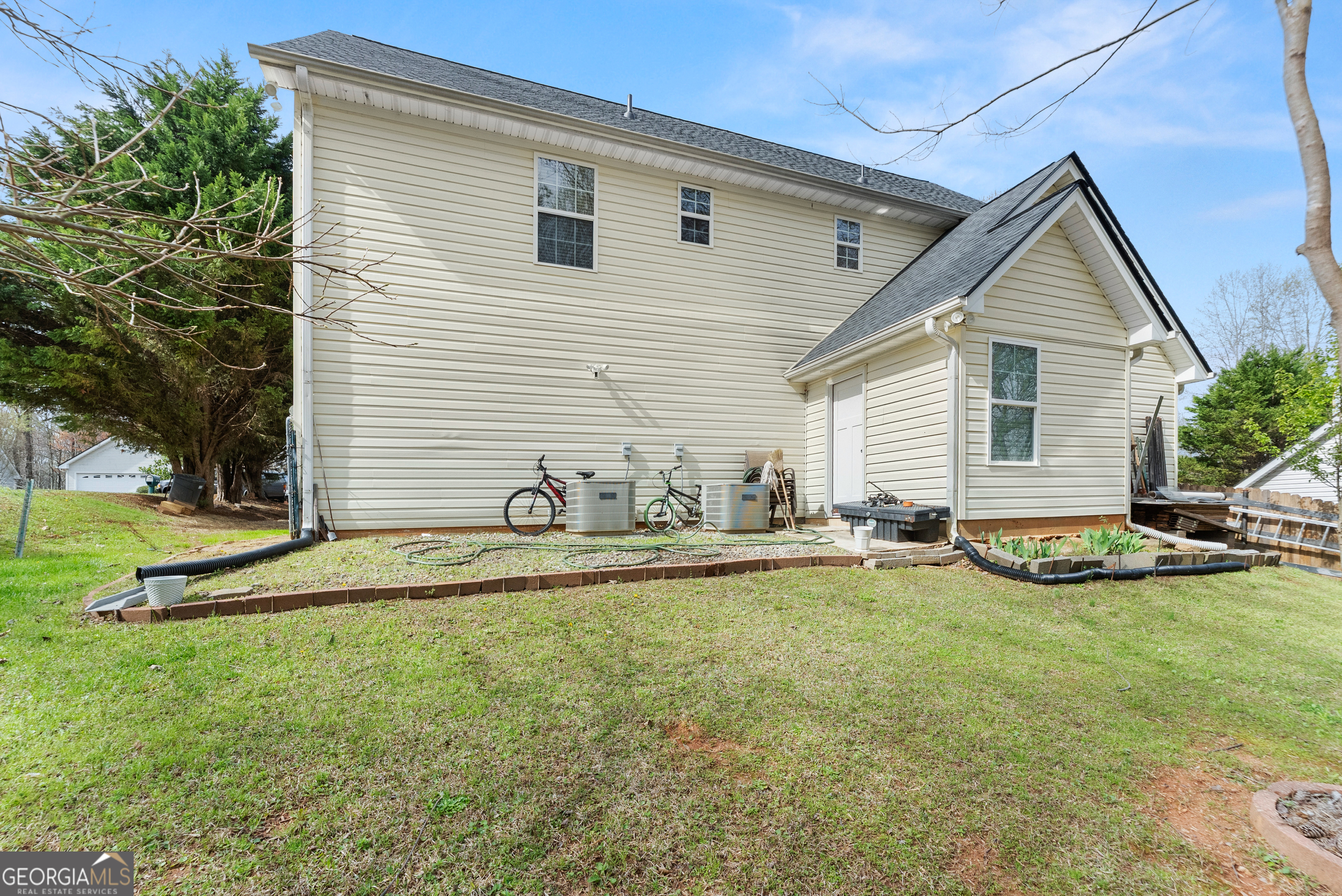 7219 Plum Creek Drive Property Photo 8