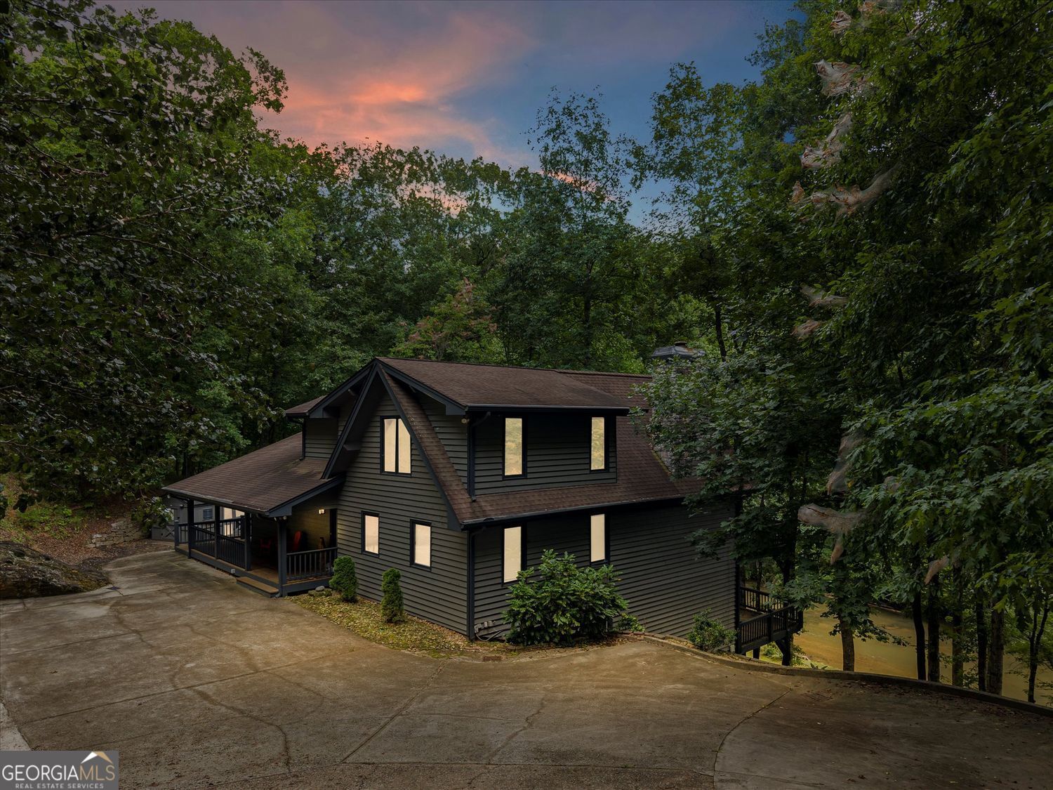 338 Woody Tucker Road Property Photo 2