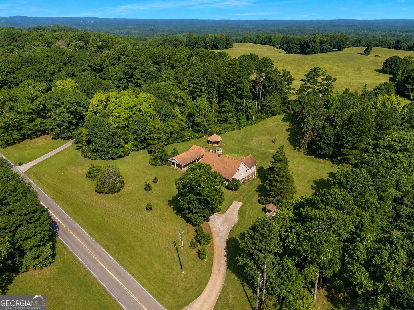 1687 Ne Hickory Level Road Property Photo 1