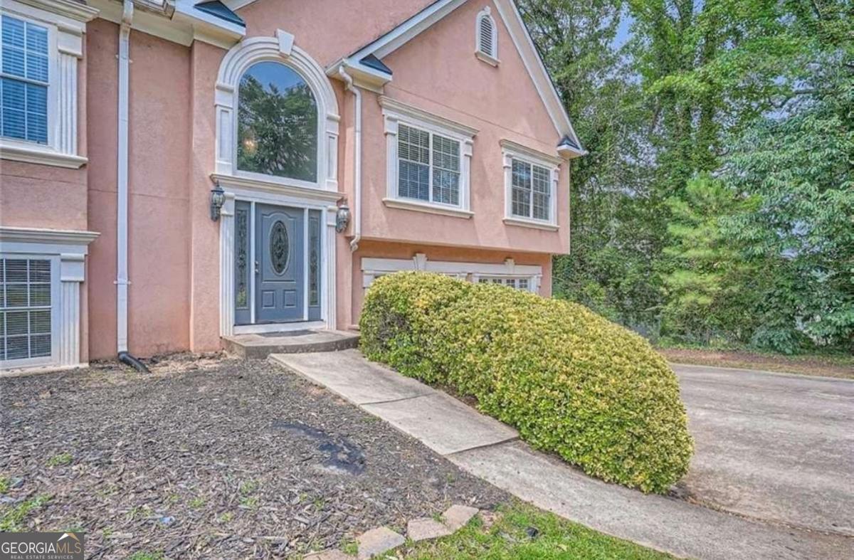 5046 Sunbrook Drive Nw Property Photo 2