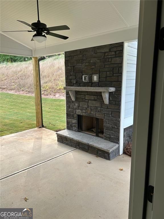 60 Barnwood Pointe Property Photo 2
