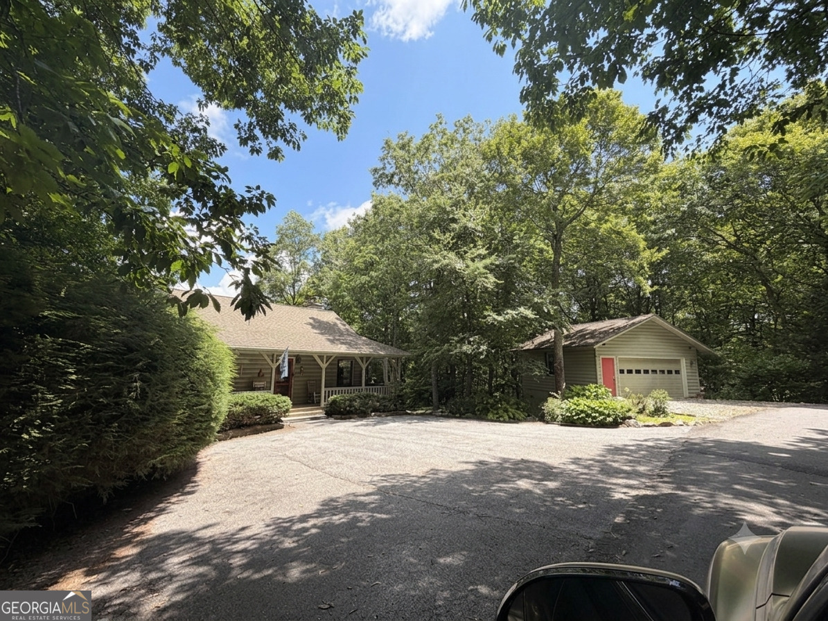 437 Highpoint Drive Property Photo 2