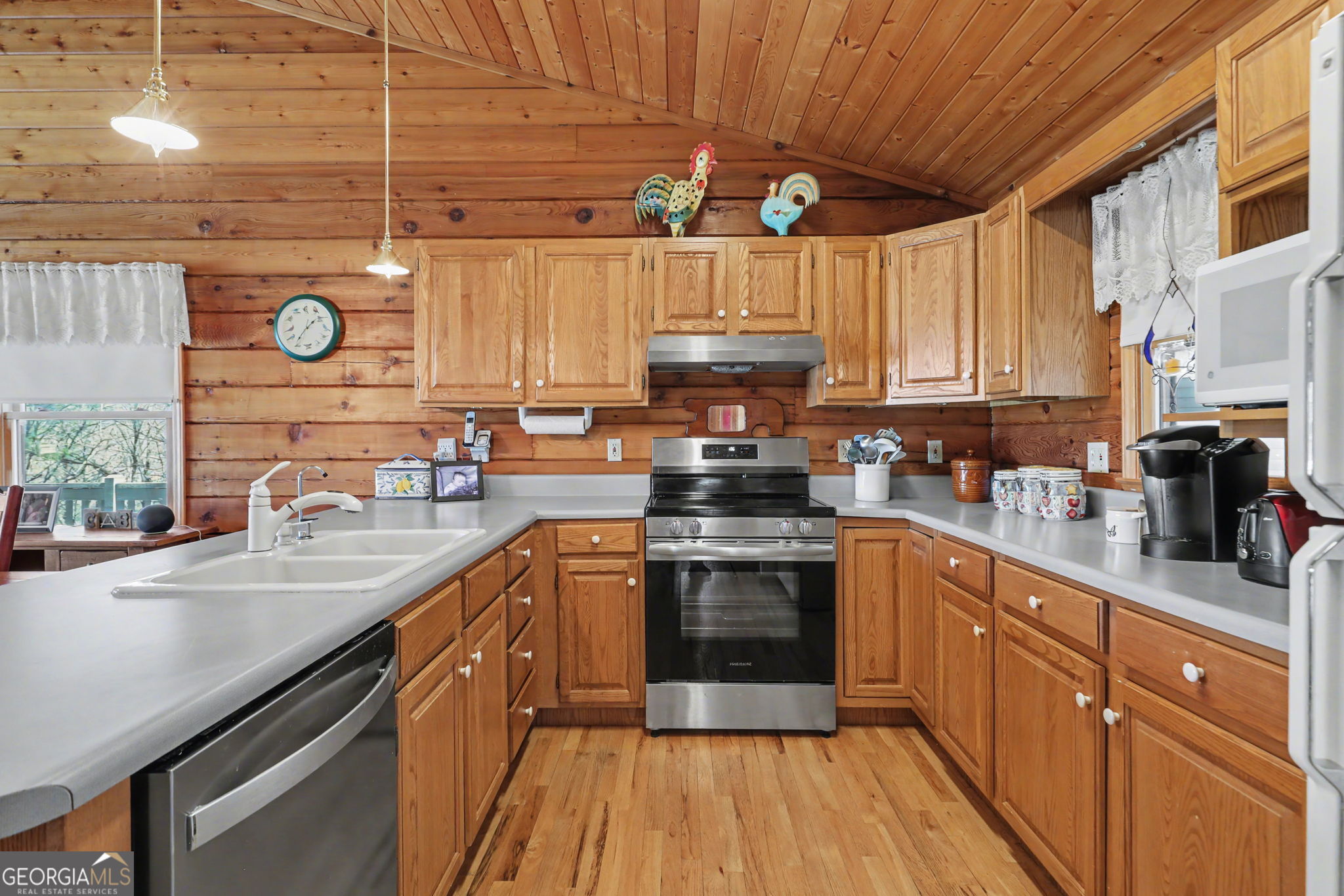 437 Highpoint Drive Property Photo 12