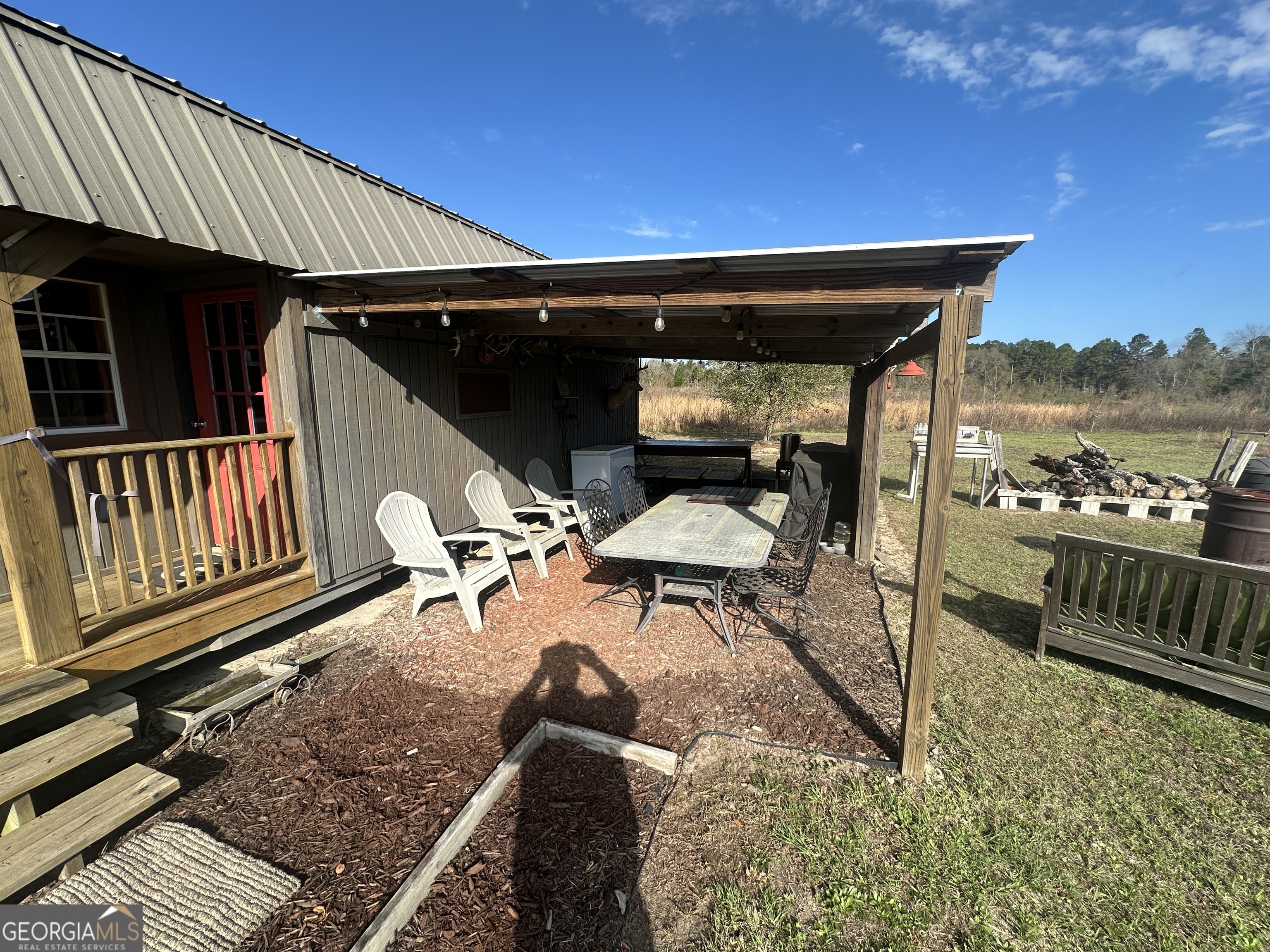 1334 Shady Lane Property Photo 9