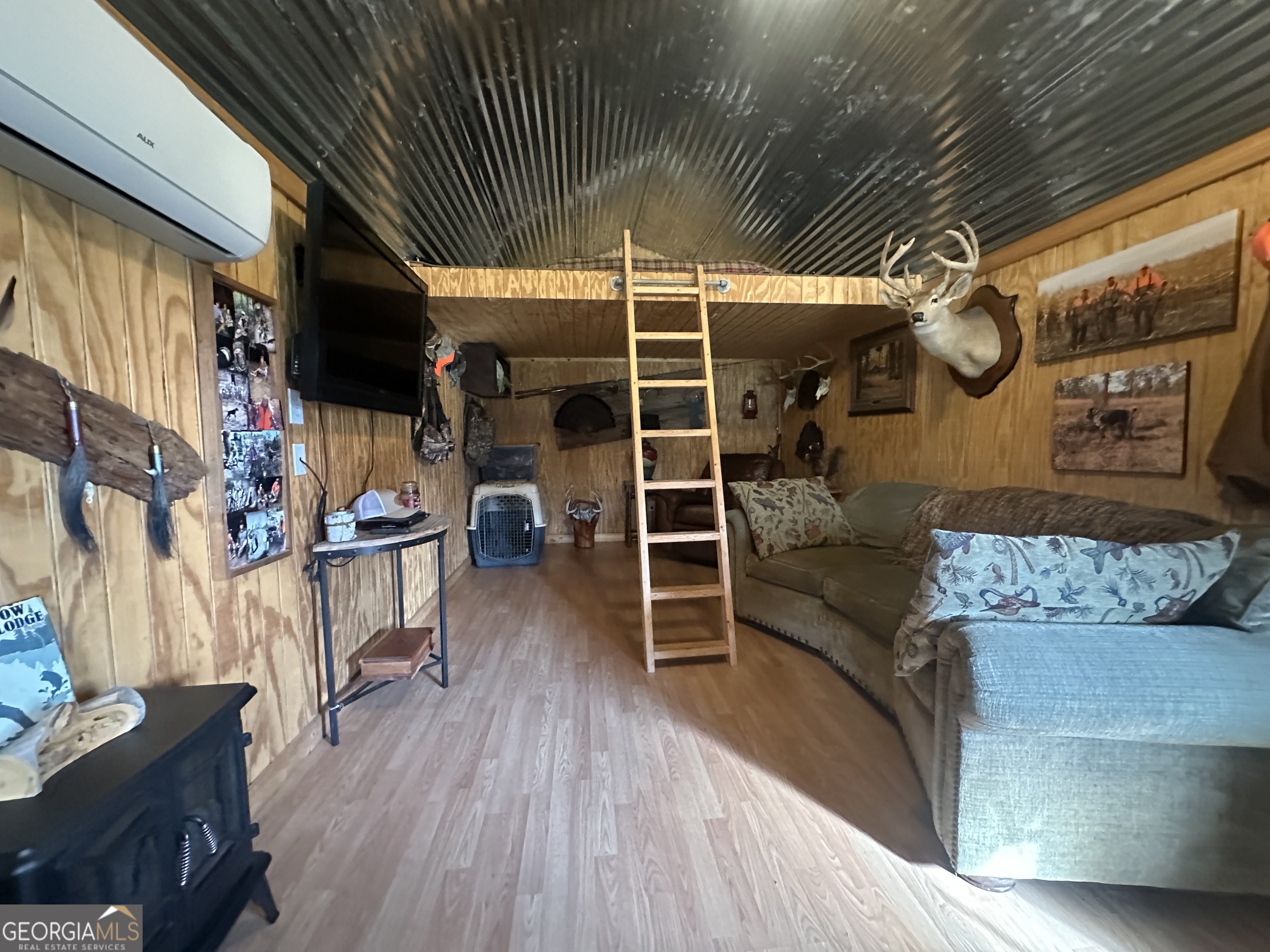 1334 Shady Lane Property Photo 11