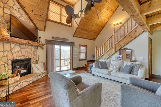 230 Smokin Ridge Property Photo 7