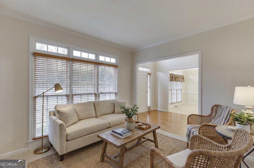 1830 Sanborne Way Property Photo 3