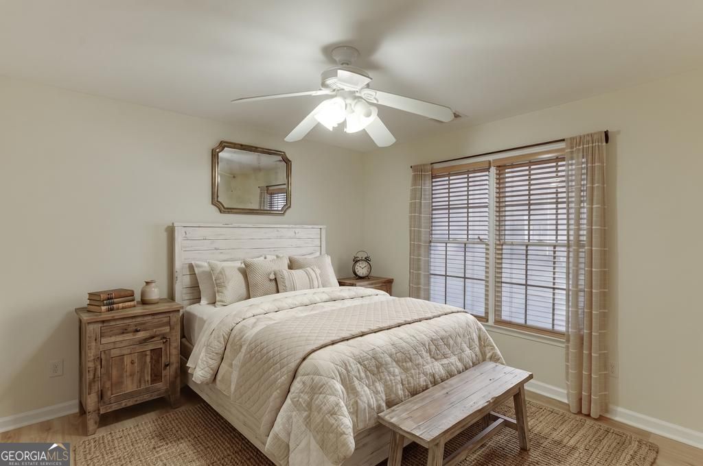 1830 Sanborne Way Property Photo 11