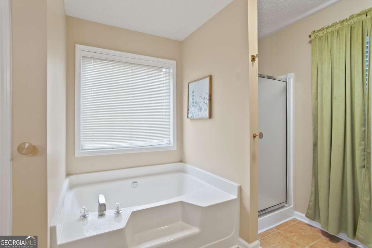 308 Saddle Wood Drive Property Photo 28