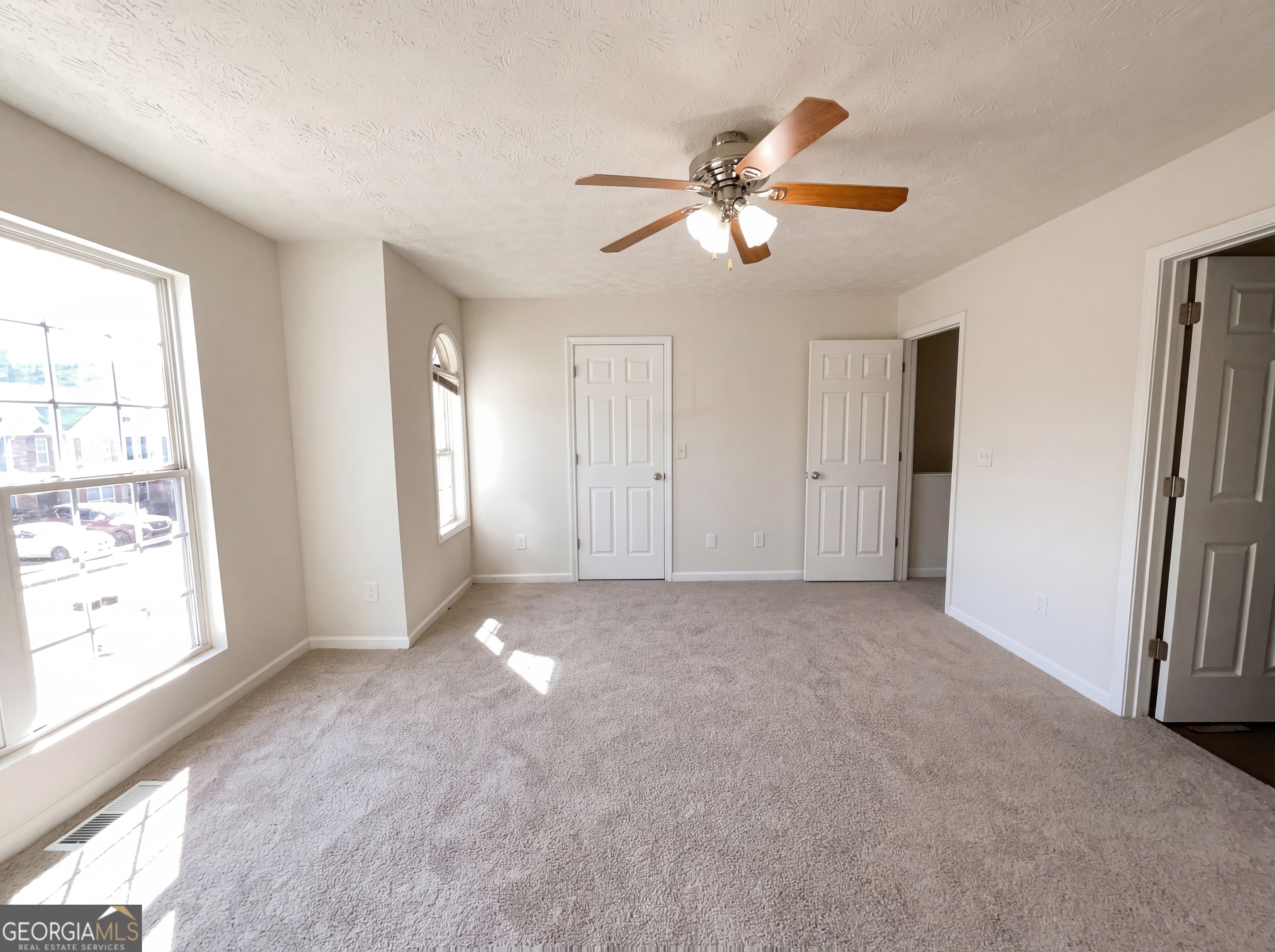 4041 Browne Court Property Photo 4
