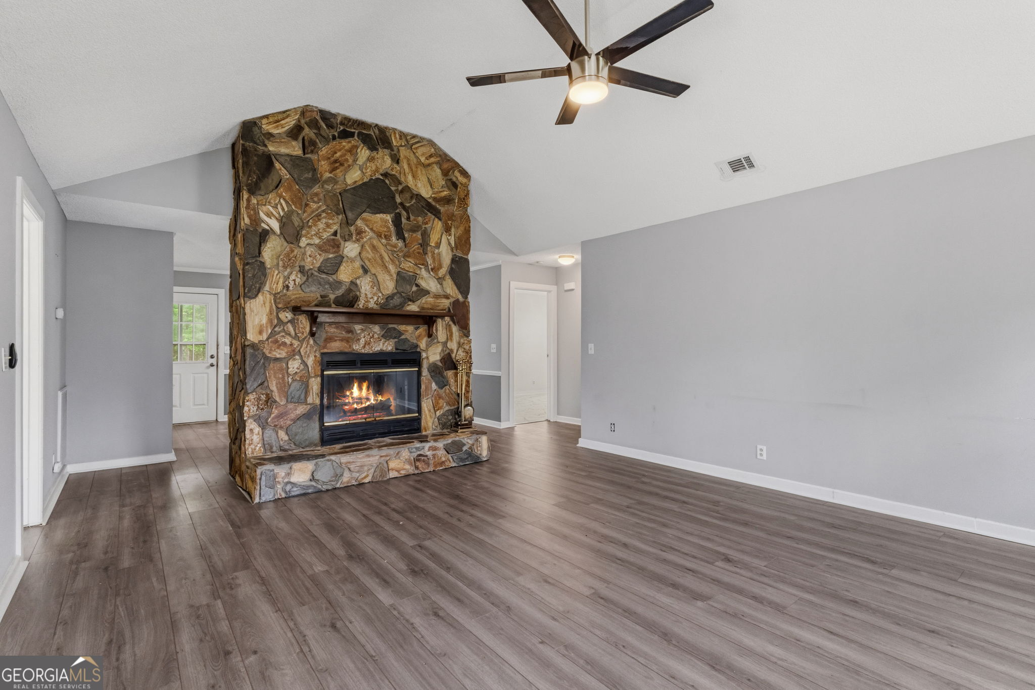 121 Girl Scout Road Property Photo 6