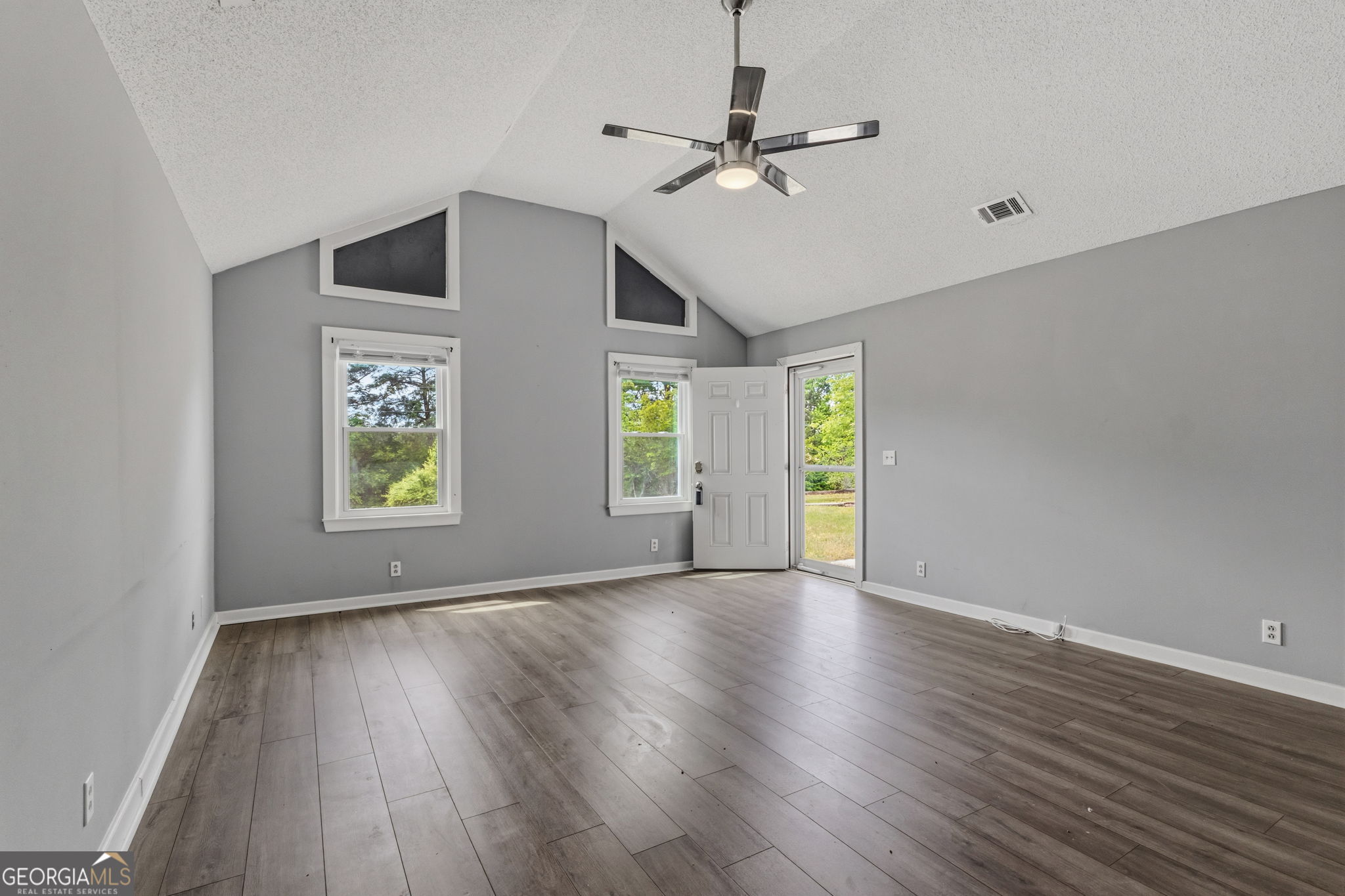 121 Girl Scout Road Property Photo 13