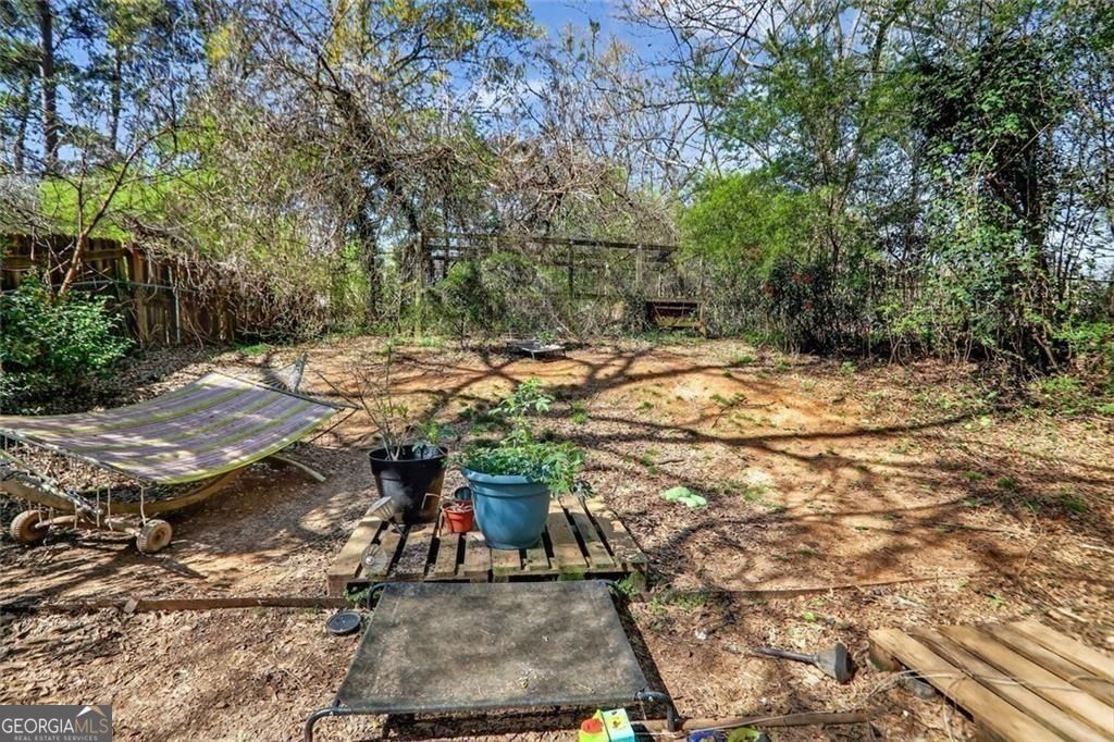 332 Lockwood Terrace Property Photo 16