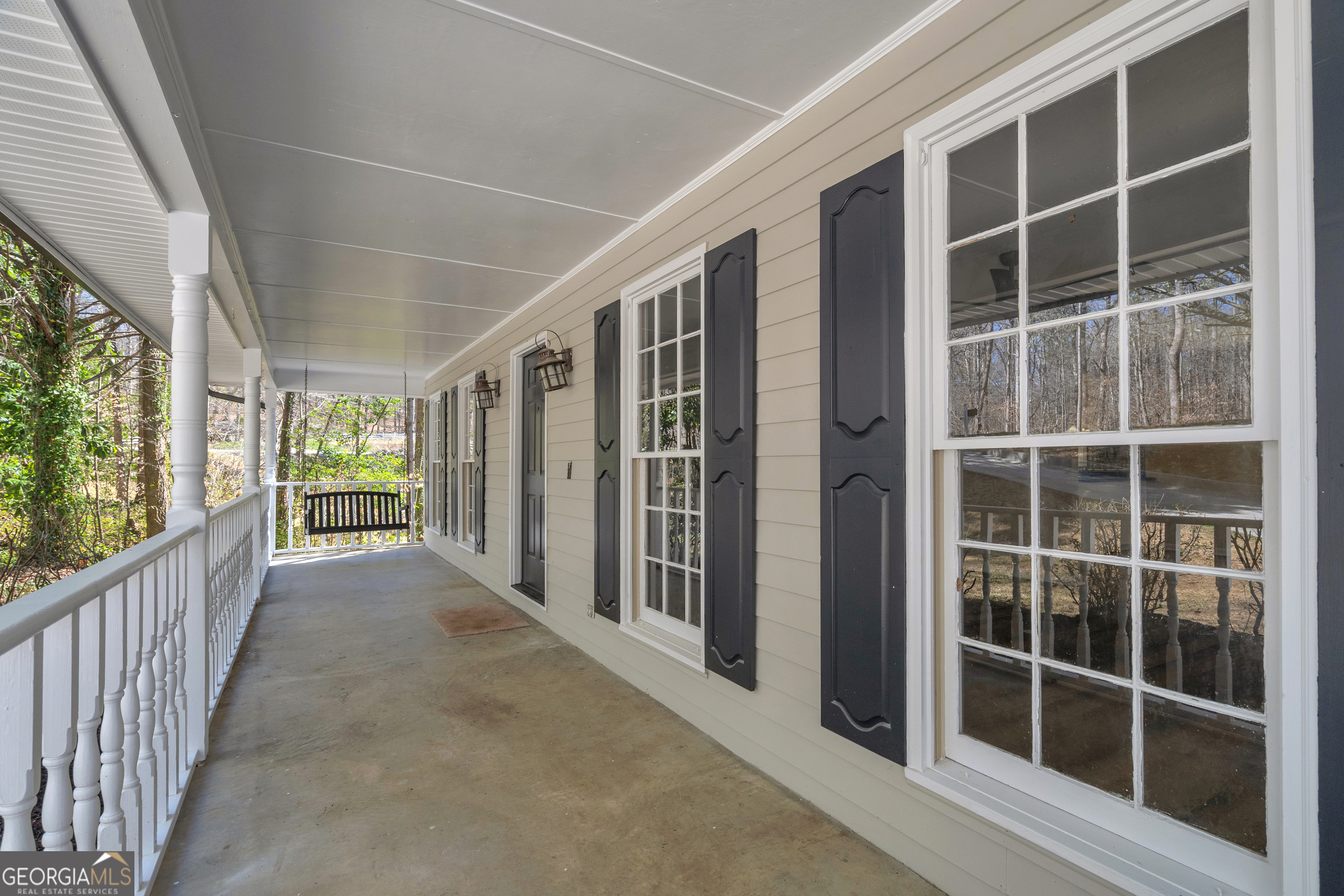694 Lovers Lane Property Photo 19