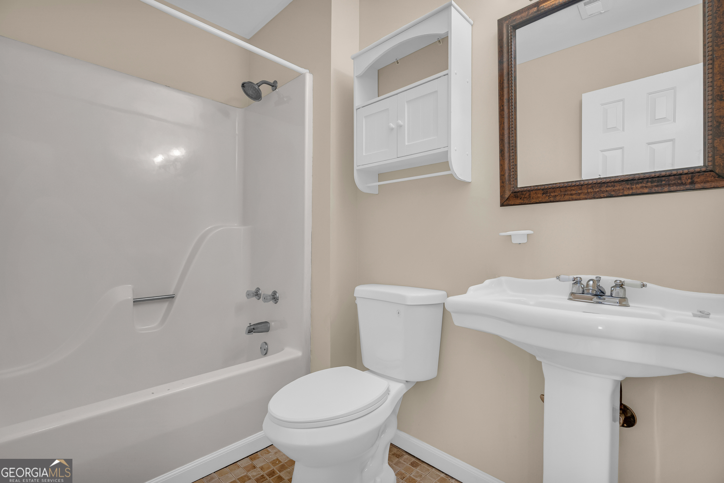 694 Lovers Lane Property Photo 44