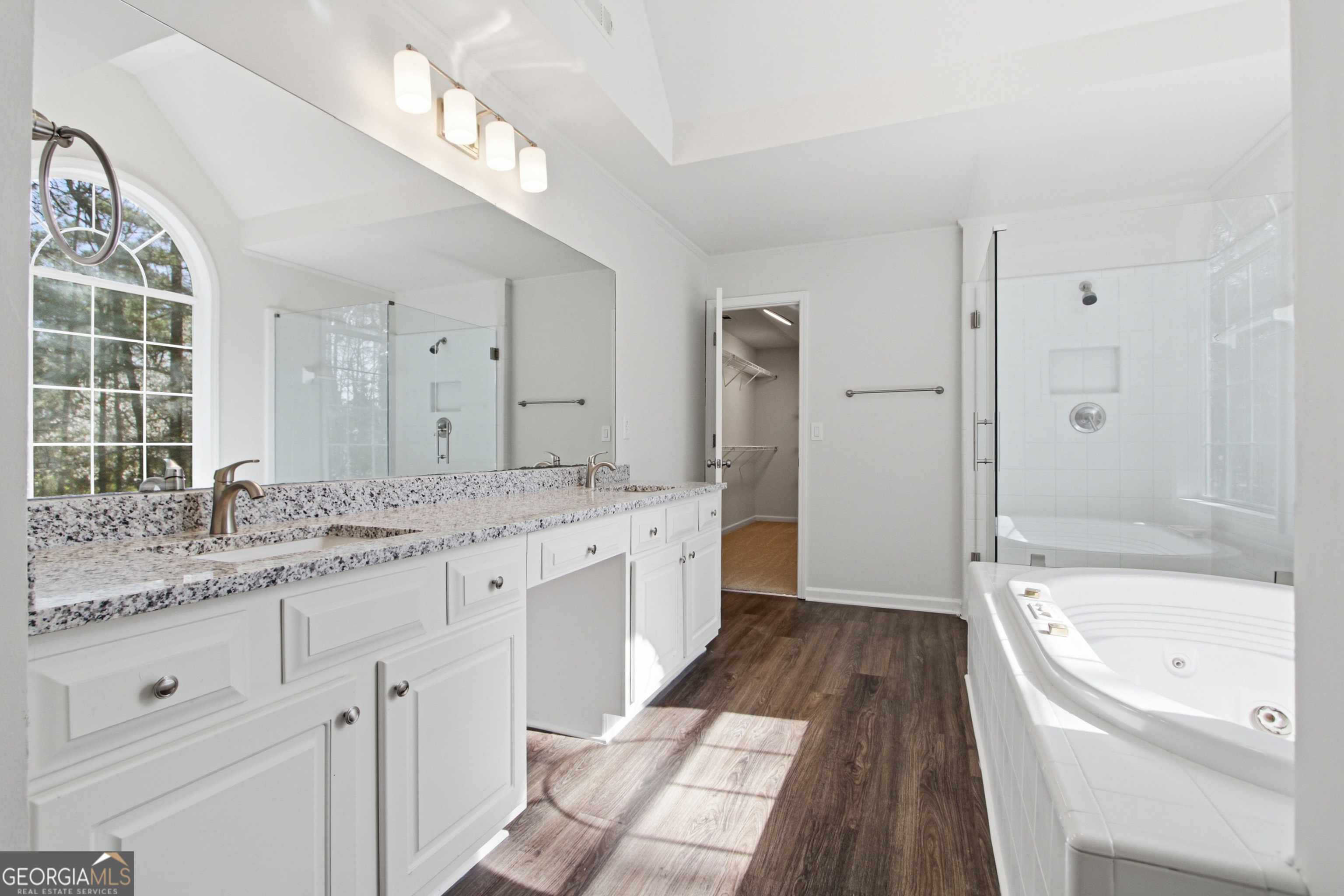 2296 Talbot Ridge Property Photo 6