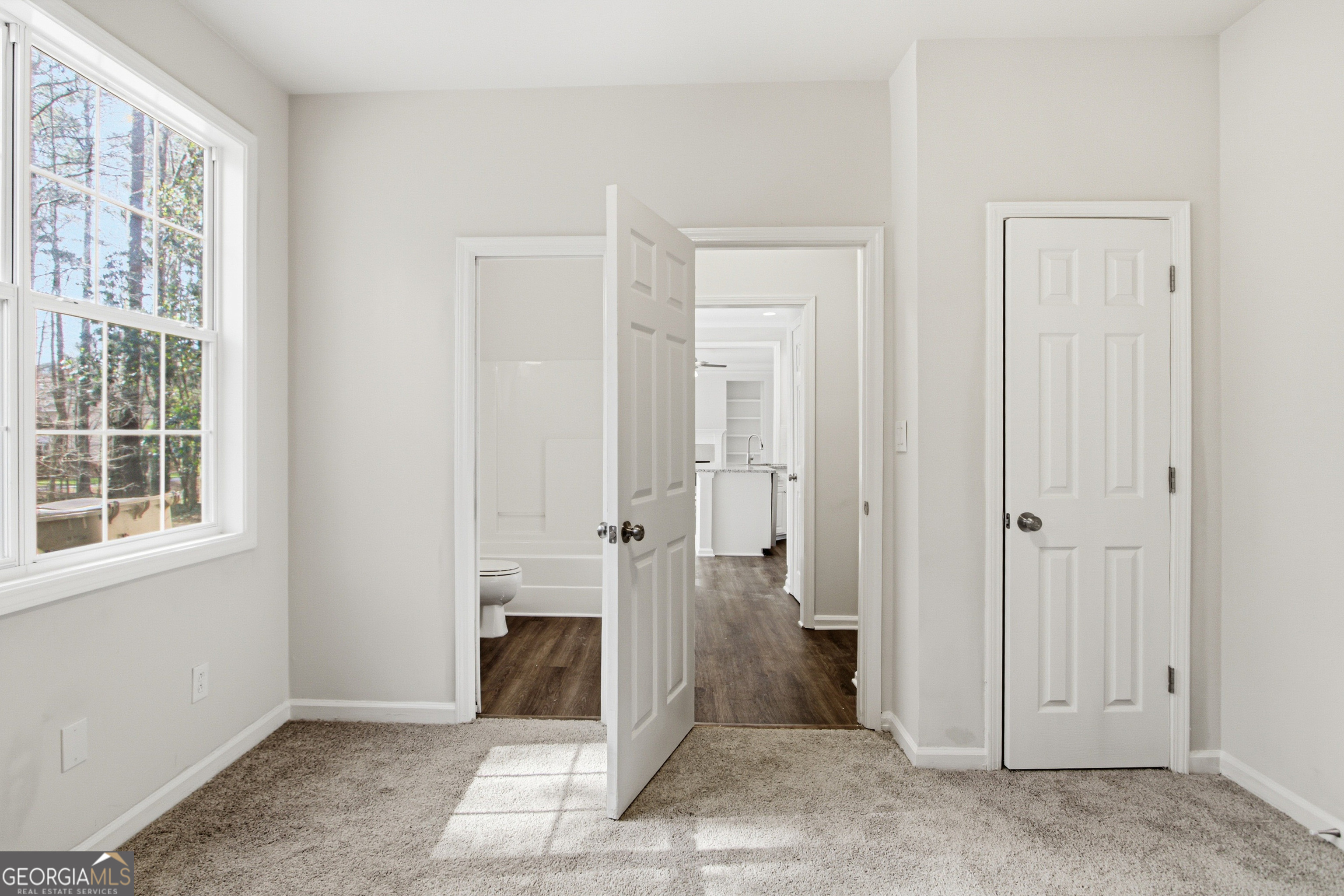 2296 Talbot Ridge Property Photo 13