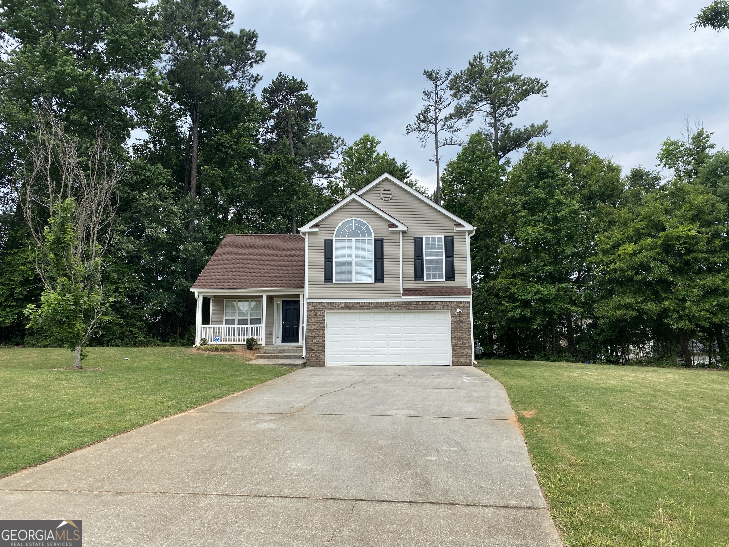 5849 Amerson Lane Property Photo 1