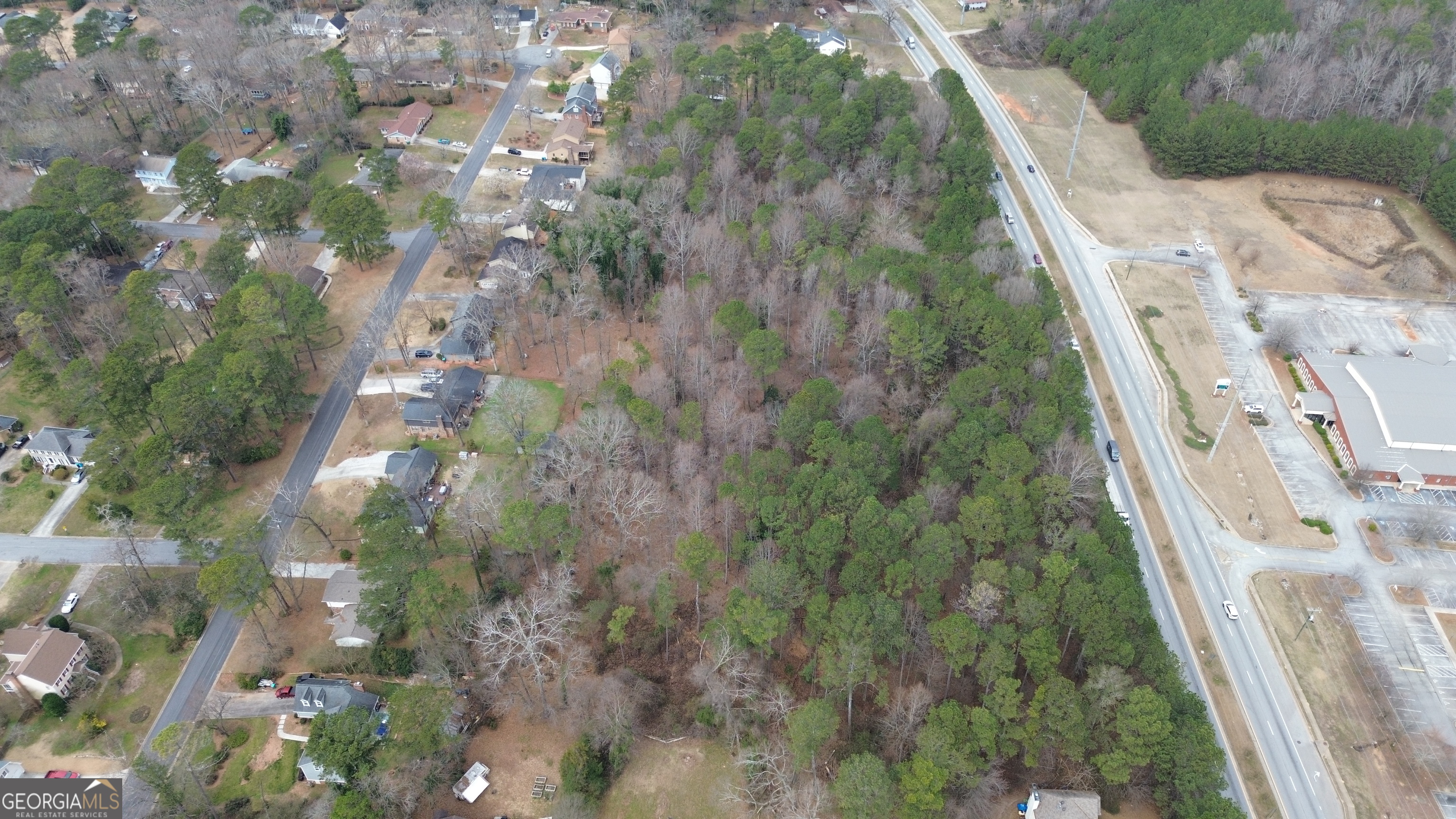 2424 Rockbridge Road Property Photo 4
