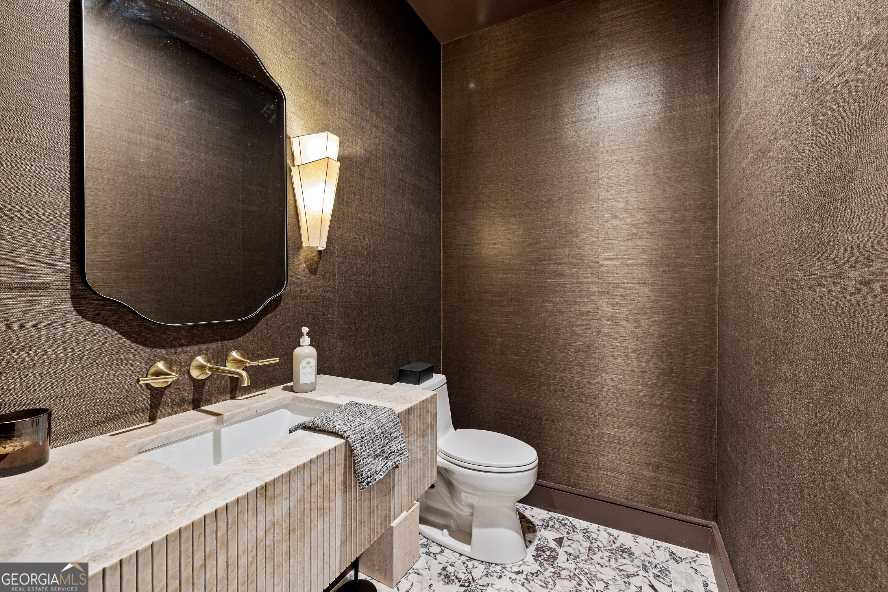 145 3rd Street Property Photo 5