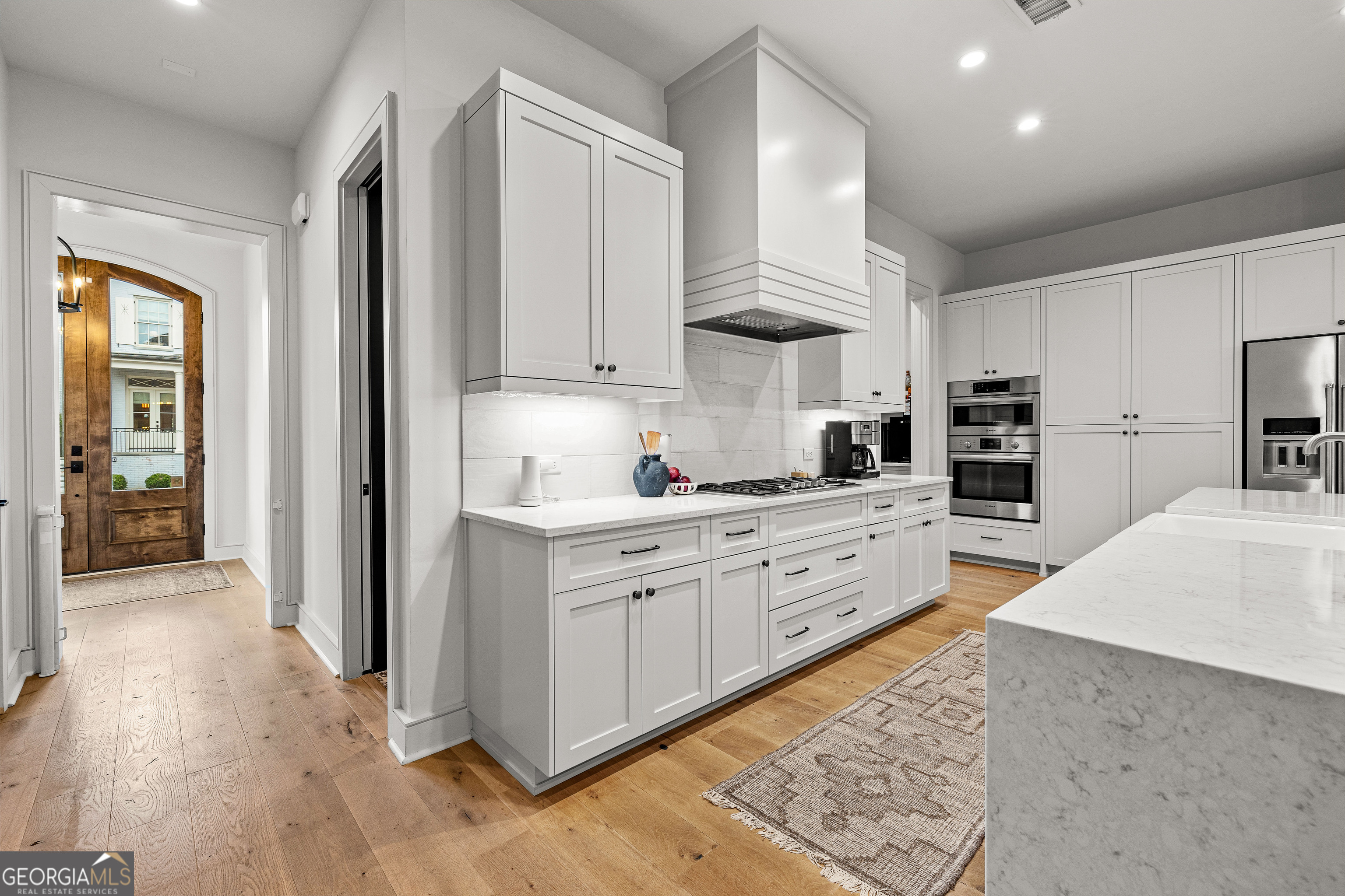 145 3rd Street Property Photo 6