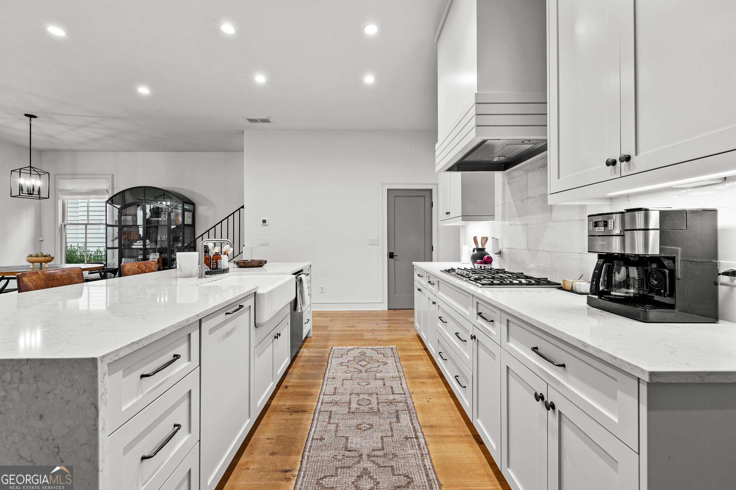 145 3rd Street Property Photo 9