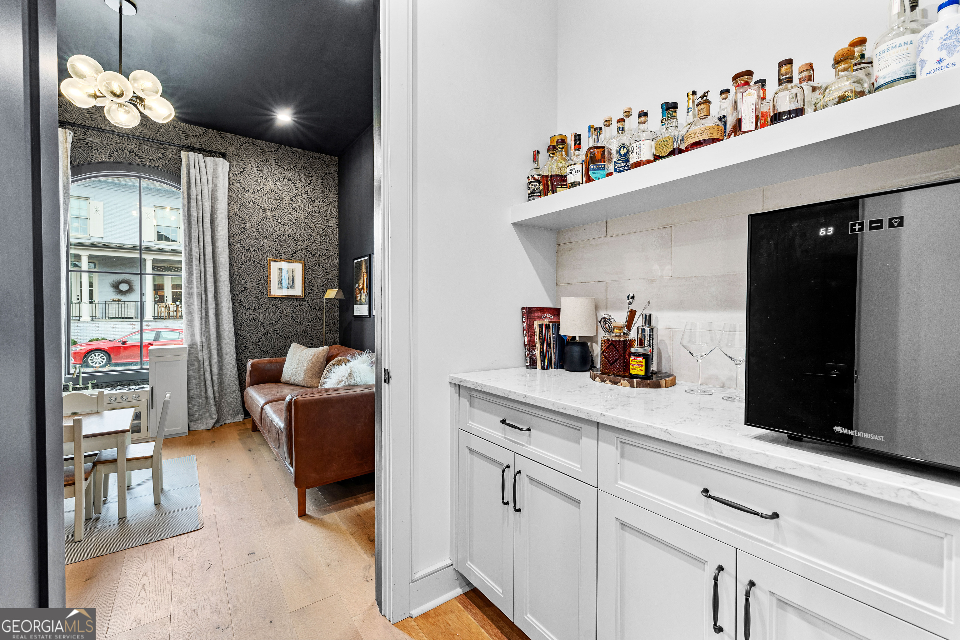 145 3rd Street Property Photo 14