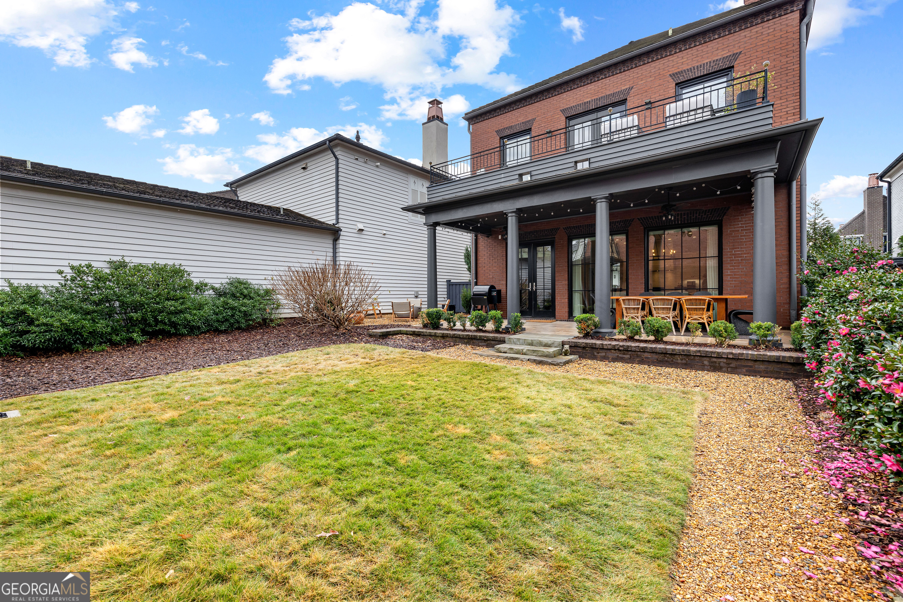 145 3rd Street Property Photo 43