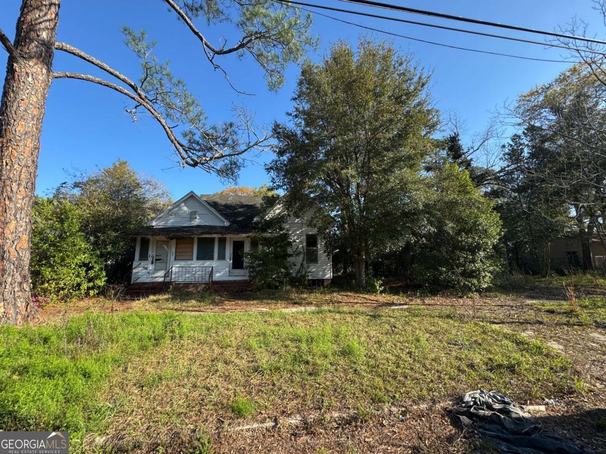 605 Williams Street Property Photo 1