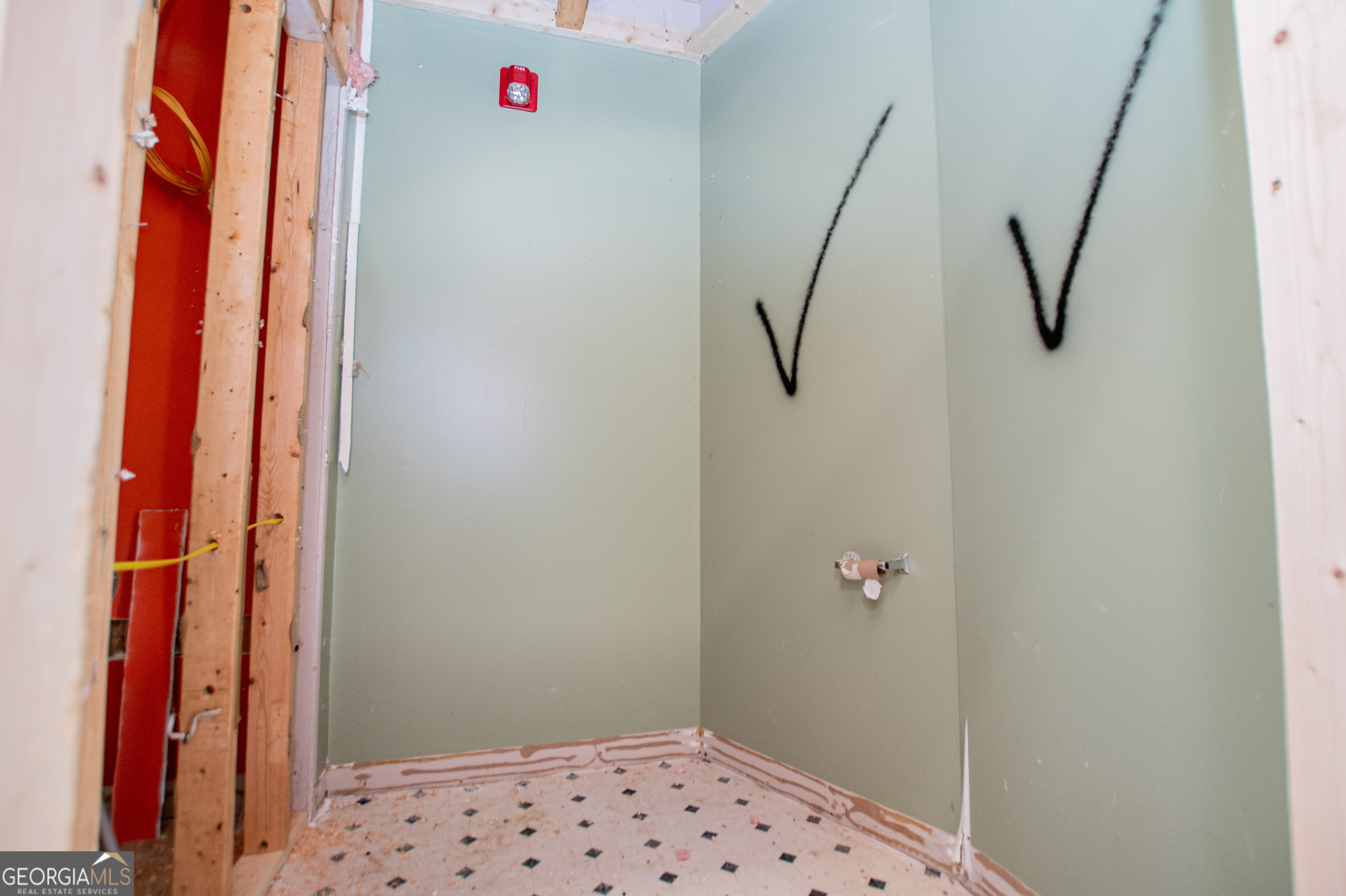 105 E Church Street Property Photo 25