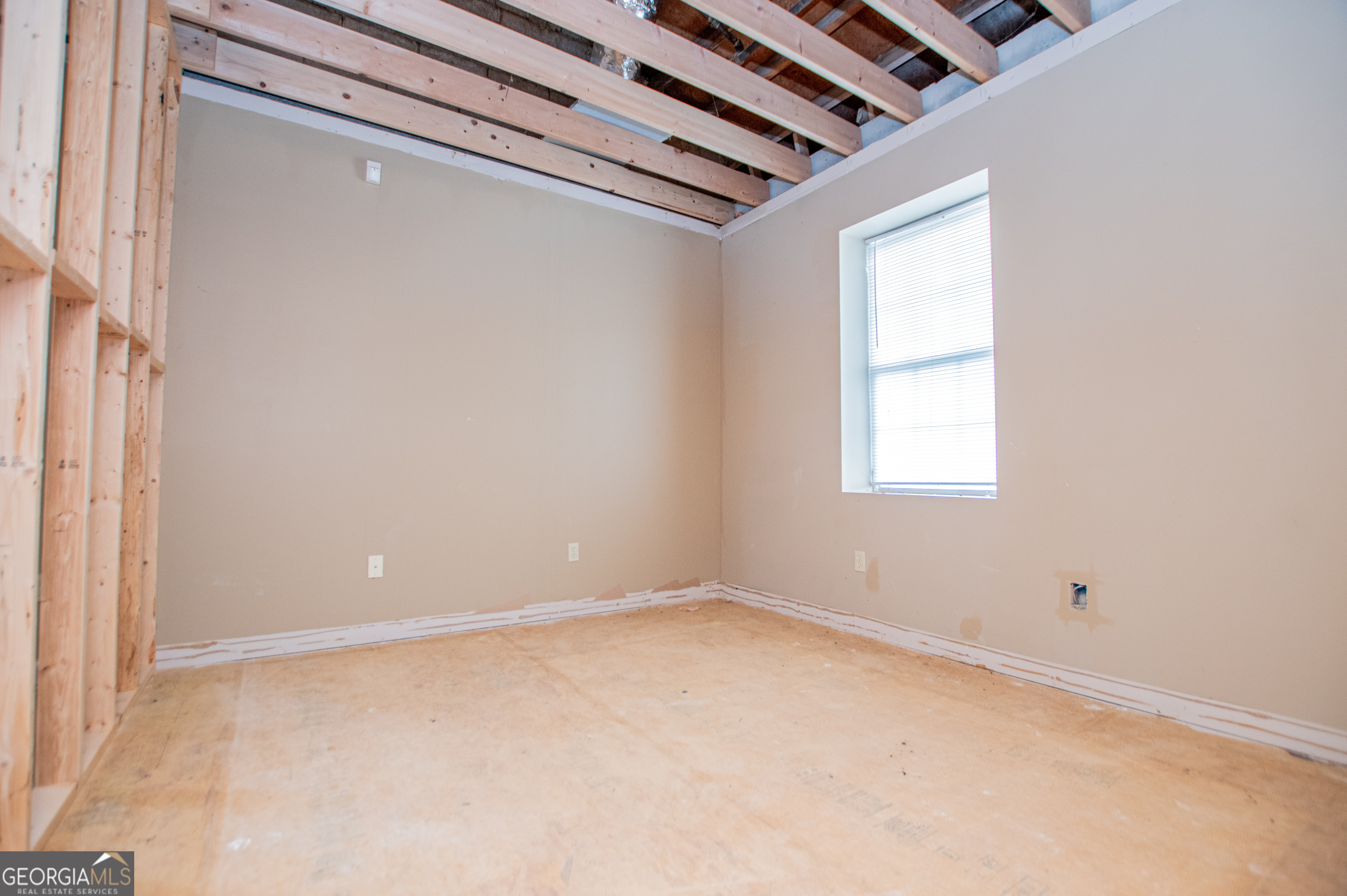 105 E Church Street Property Photo 26
