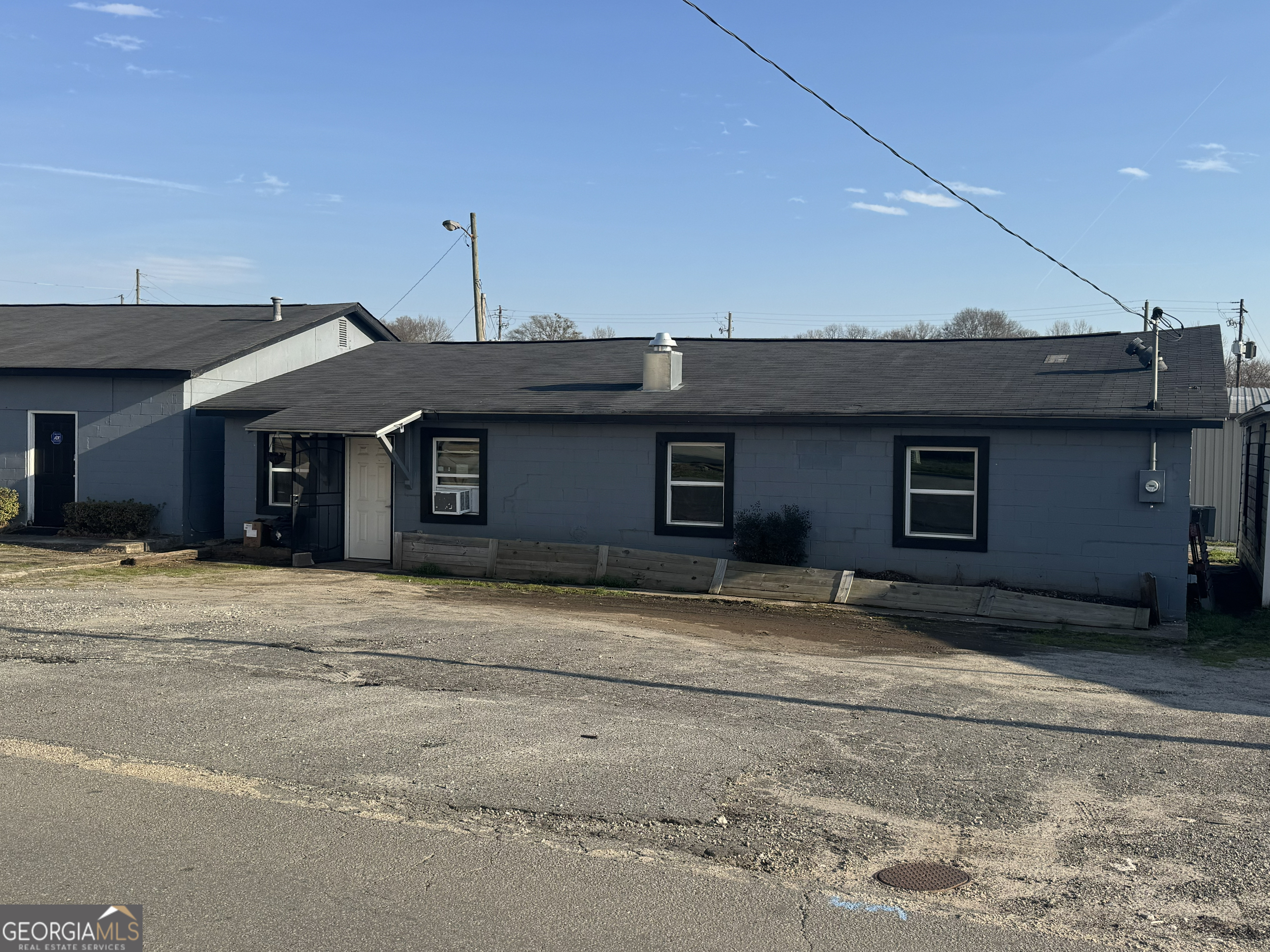 185 Loudermilk Drive Property Photo 4