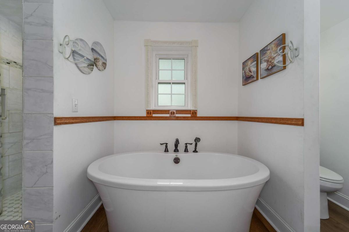 701 Van Streat Property Photo 22