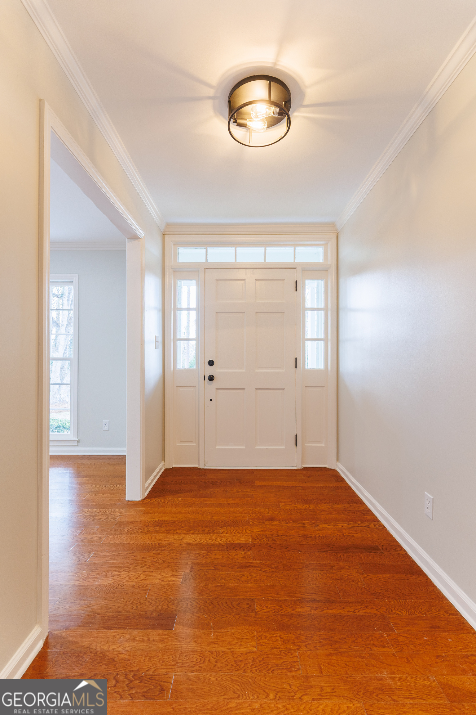 2307 Riverhill Drive Property Photo 8