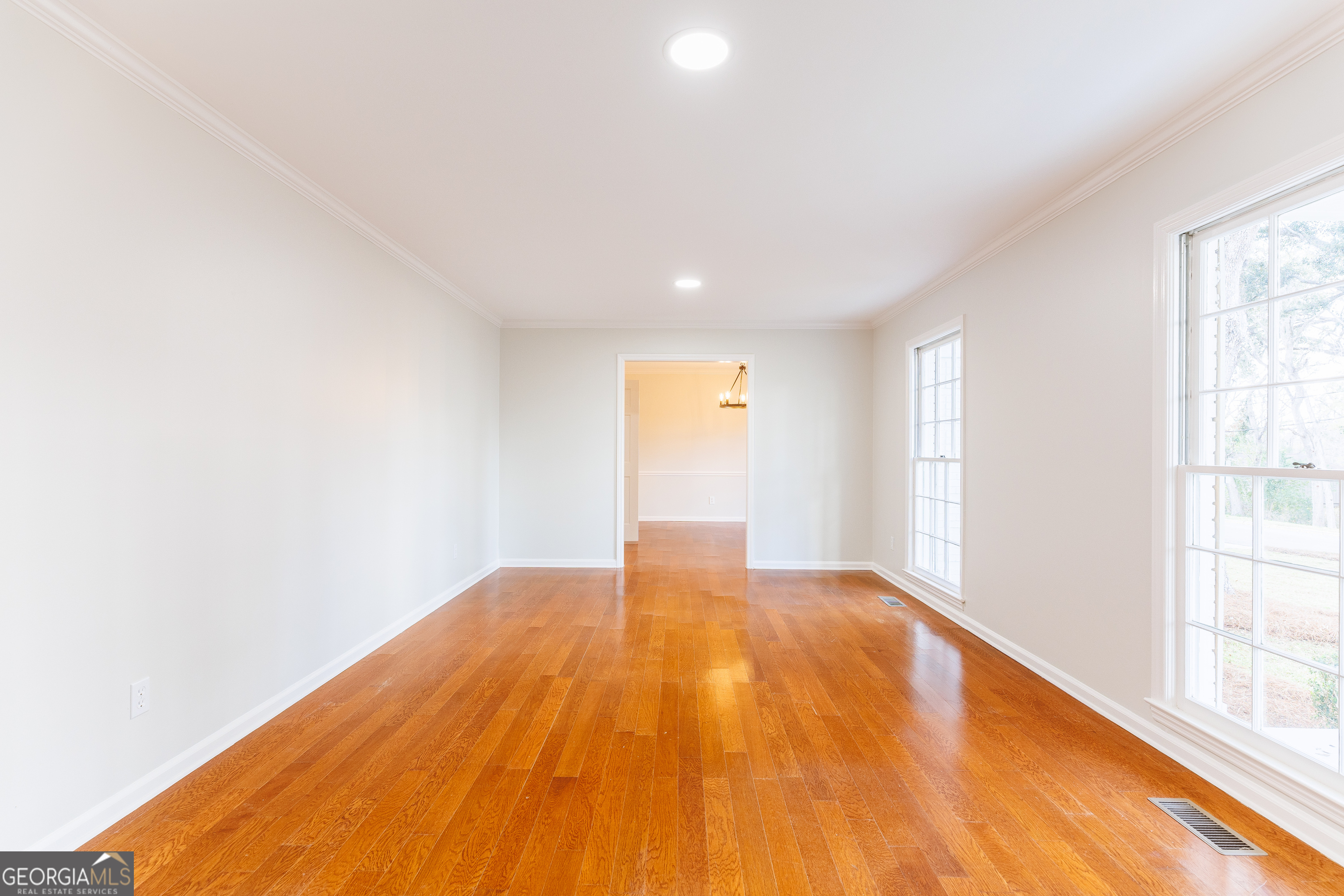 2307 Riverhill Drive Property Photo 12