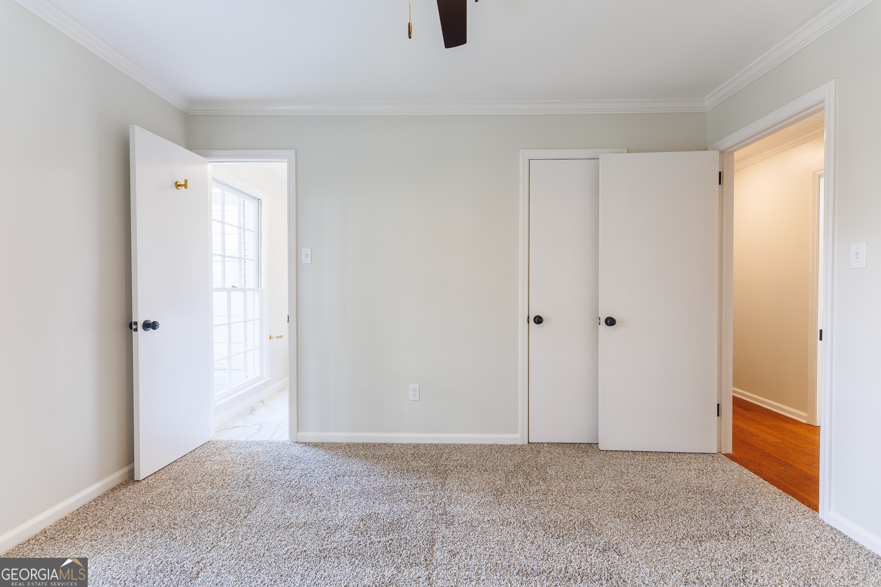 2307 Riverhill Drive Property Photo 27
