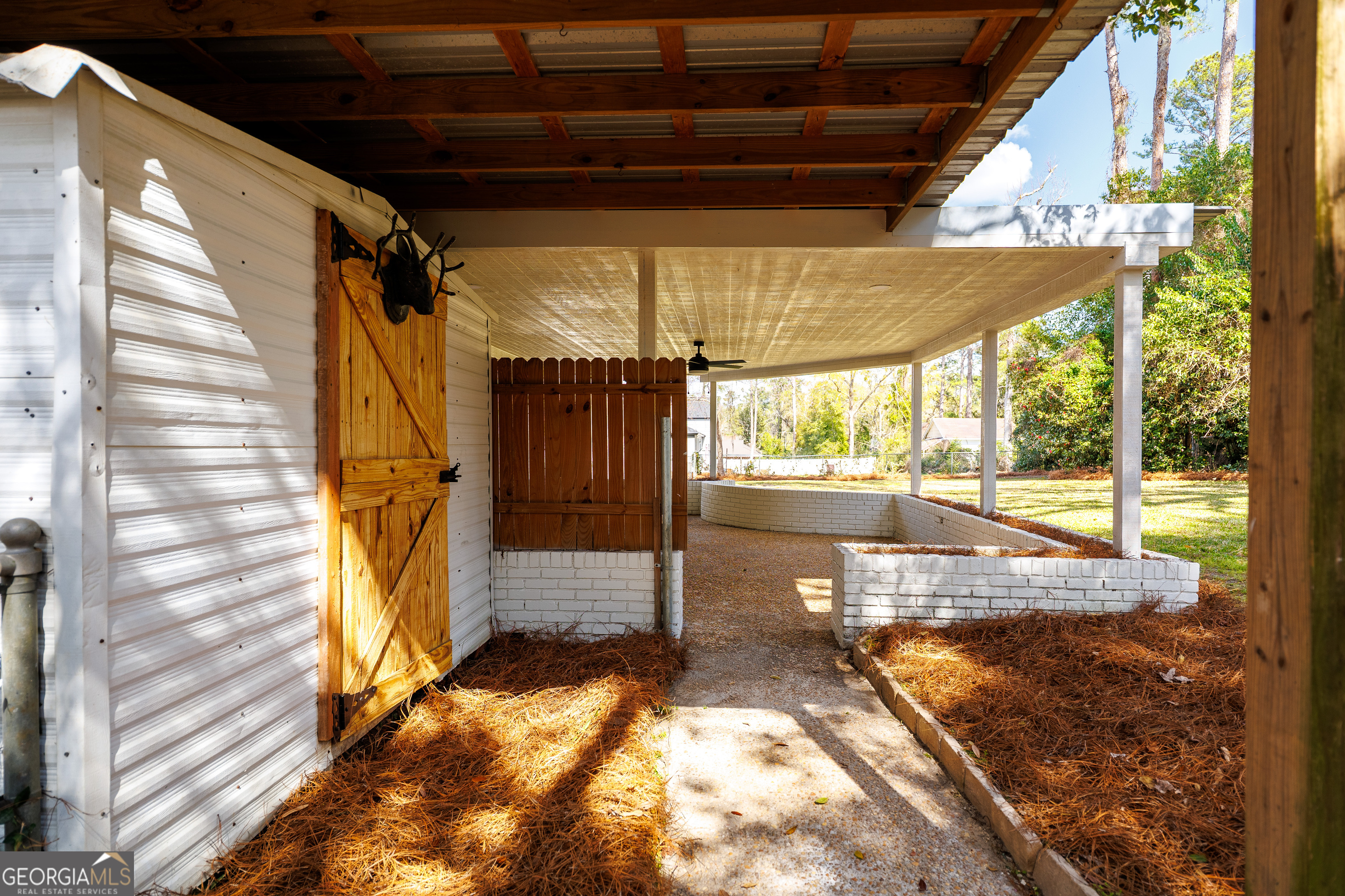 2307 Riverhill Drive Property Photo 37