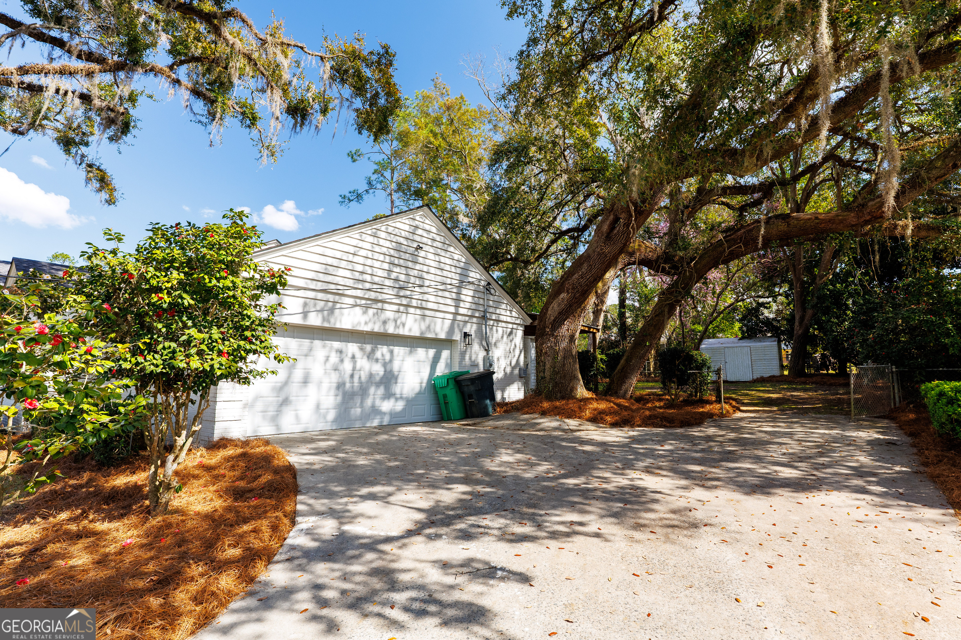2307 Riverhill Drive Property Photo 42
