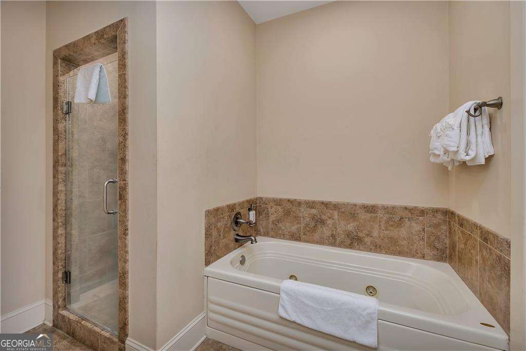 1015 Beachview Drive # 205 Property Photo 13