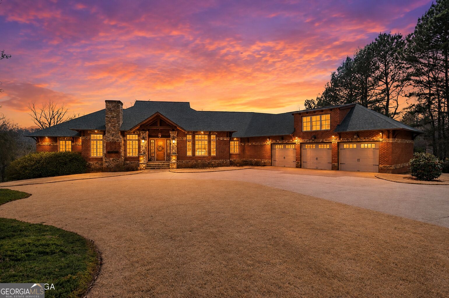 101 River Shoals Circle Property Photo 1