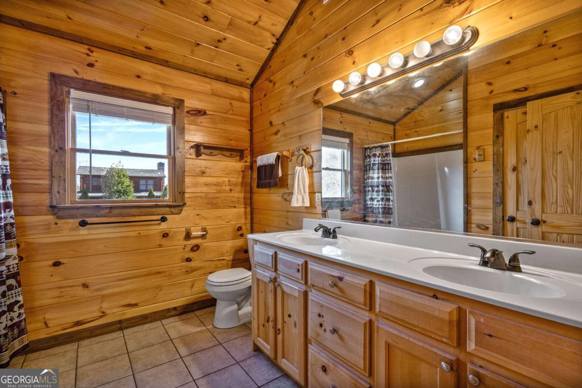 166 Dallas Lane Property Photo 14