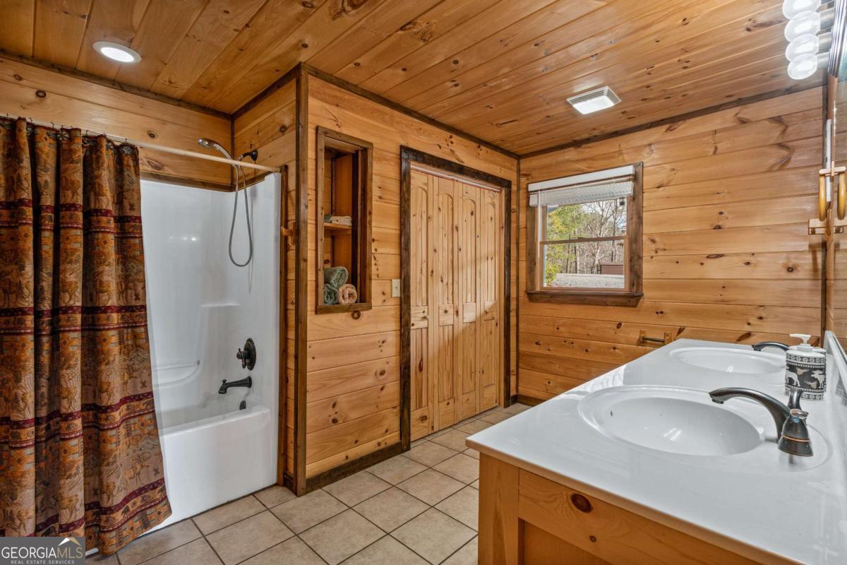 166 Dallas Lane Property Photo 17
