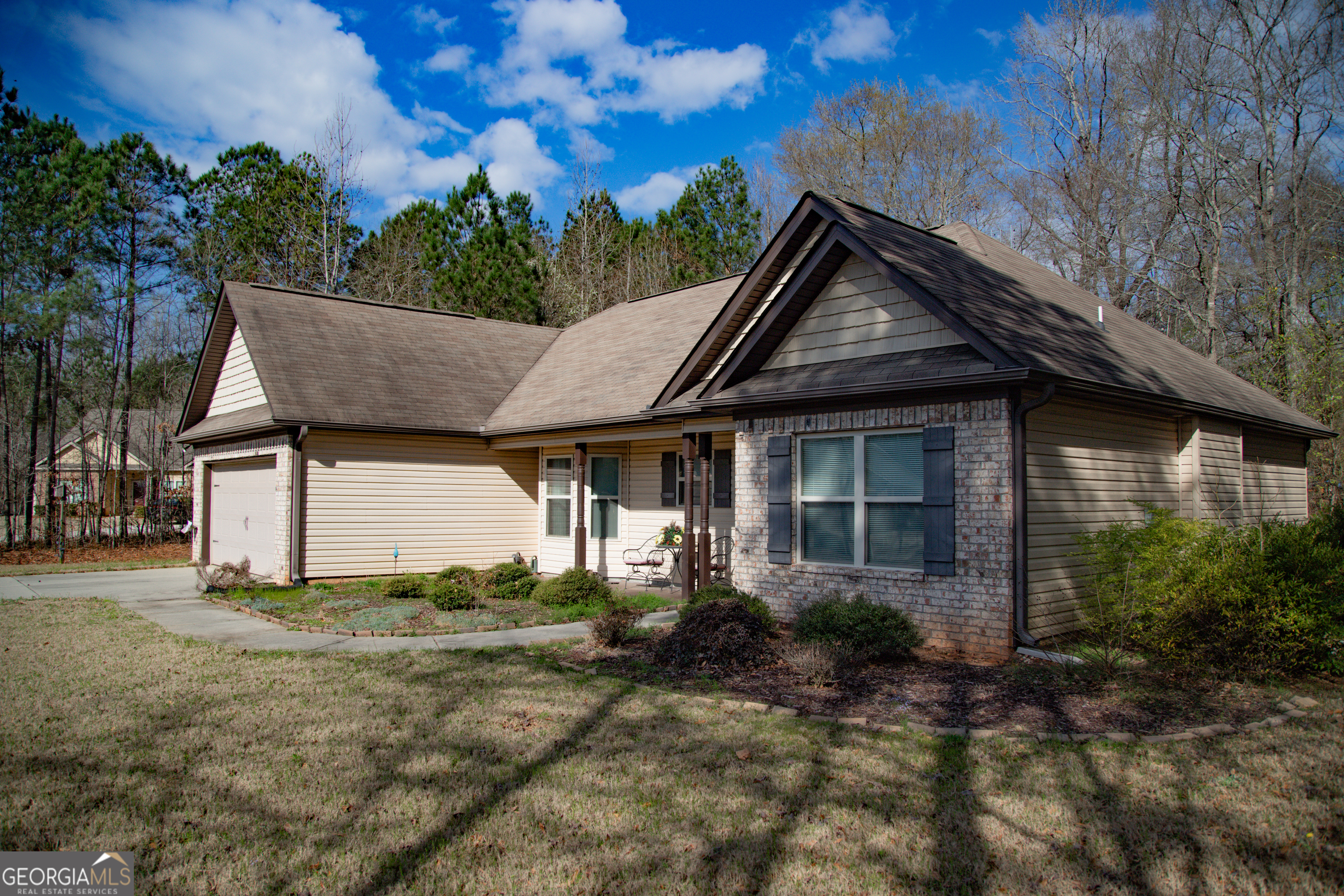 149 Bridle Path Property Photo 4