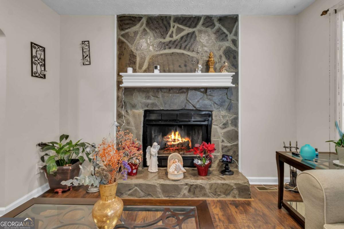 3123 Booths Court Property Photo 8