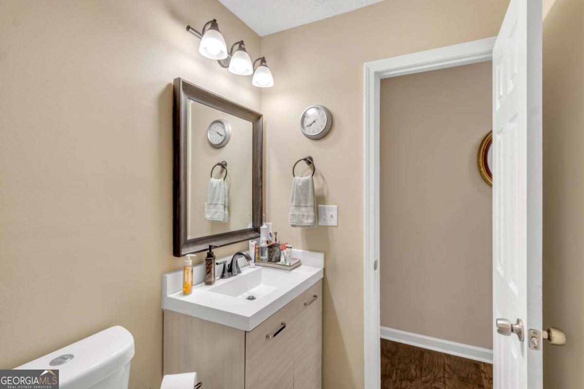 3123 Booths Court Property Photo 25