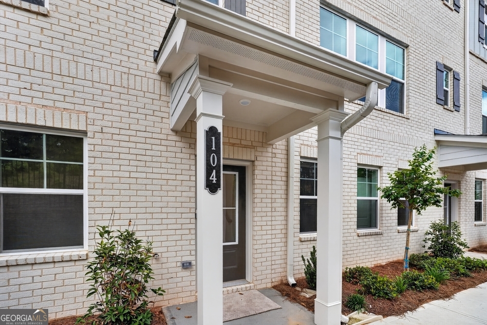 104 Epperly Way Property Photo 2
