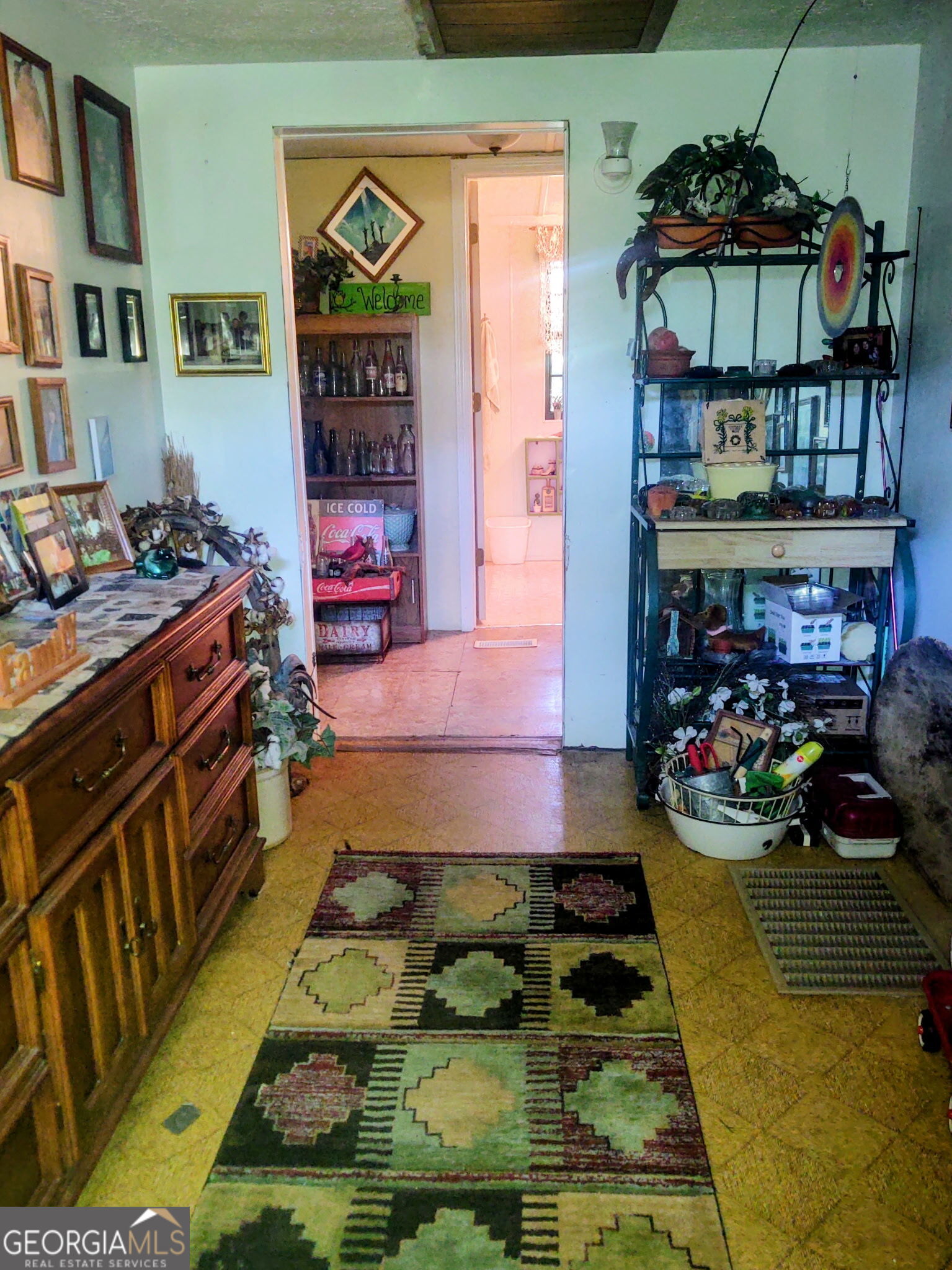 442 Fox Run Road Property Photo 6