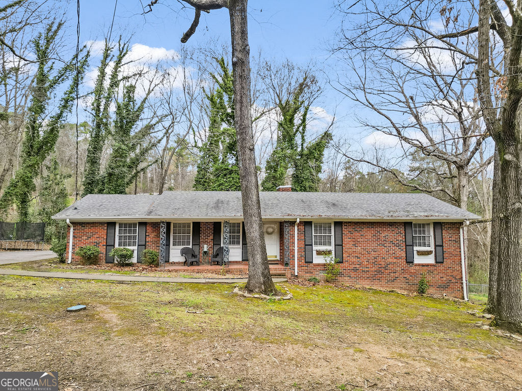 206 Hammond Drive Property Photo 3